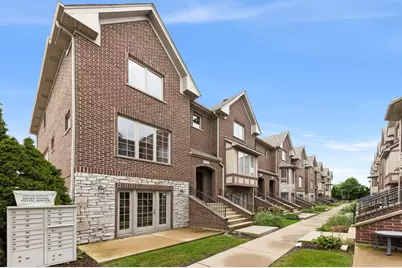 9521 Shields Avenue #9521, Brookfield, IL 60513 - Photo 1