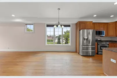 9521 Shields Avenue #9521, Brookfield, IL 60513 - Photo 6