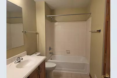 2350 Fishhook Way, Wauconda, IL 60084 - Photo 16