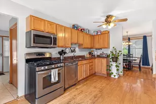 3013 Sandy Ridge Dr, Steger, IL 60475 - Photo 8