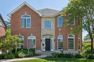 1721 Courtland Ave, Park Ridge, IL 60068 - Photo 1