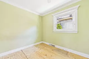 2716 N 75th Ct, Elmwood Park, IL 60707 - Photo 12