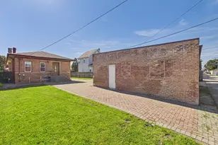 2716 N 75th Ct, Elmwood Park, IL 60707 - Photo 20