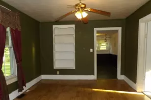 25 Wise St, Eldorado, IL 62930 - Photo 8