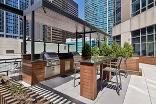 512 N McClurg Ct, Chicago, IL 60611 - Photo 8