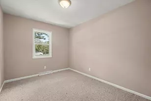 103 Dakota Dr, Loda, IL 60948 - Photo 12