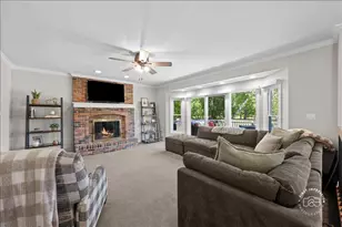 39W016 W Hilltop Dr, Saint Charles, IL 60175 - Photo 14