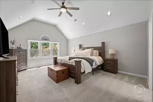 39W016 W Hilltop Dr, Saint Charles, IL 60175 - Photo 18