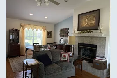1017 31st Street, Peru, IL 61354 - Photo 4
