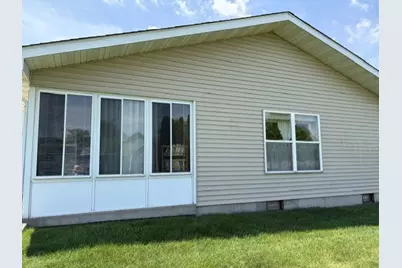 1017 31st Street, Peru, IL 61354 - Photo 12