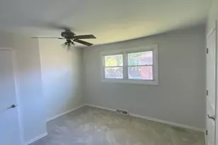 15760 Church Dr, South Holland, IL 60473 - Photo 8