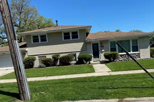15760 Church Dr, South Holland, IL 60473 - Photo 2