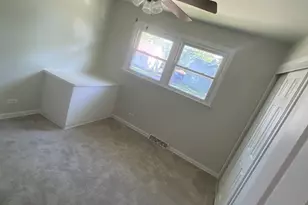 15760 Church Dr, South Holland, IL 60473 - Photo 12