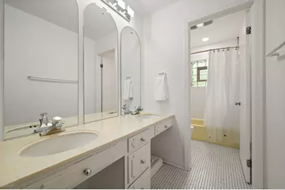 1618 McCraren Road, Highland Park, IL 60035 - Photo 16