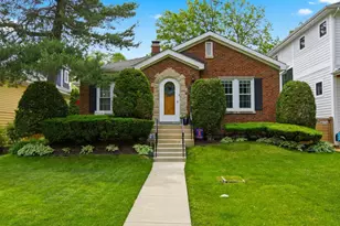 708 S Vine Ave, Park Ridge, IL 60068 - Photo 1