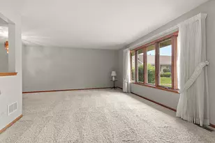 18059 Florida Ct, Orland Park, IL 60467 - Photo 6