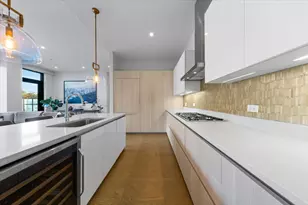 6 N Bishop St, Chicago, IL 60607 - Photo 10