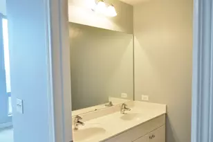1400 S Michigan Ave, Chicago, IL 60605 - Photo 8