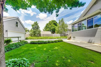 2660 Saint Johns Avenue, Highland Park, IL 60035 - Photo 36