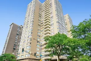 6301 N Sheridan Rd, Chicago, IL 60660 - Photo 1