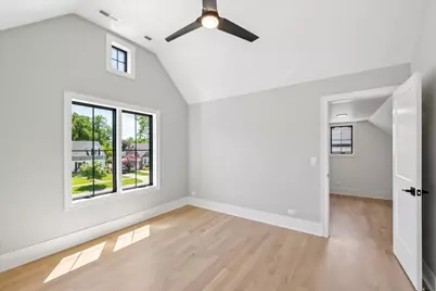 1404 S Ashland Avenue, Park Ridge, IL 60068 - Photo 22