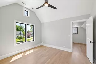 1404 S Ashland Ave, Park Ridge, IL 60068 - Photo 22