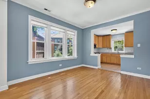 4308 W Waveland Ave, Chicago, IL 60641 - Photo 8