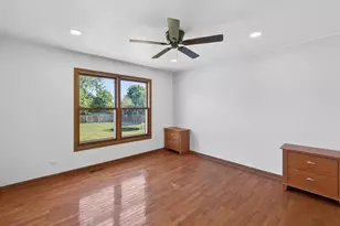 909 Northfield Ave, Harvard, IL 60033 - Photo 10