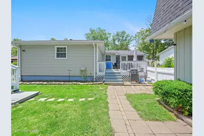 7665 Sprucewood Avenue, Woodridge, IL 60517 - Photo 30