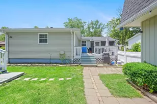 7665 Sprucewood Ave, Woodridge, IL 60517 - Photo 30