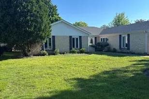 3862 Grace Ln, Glenview, IL 60025 - Photo 2