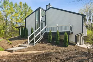 6739 Lakeridge Dr, Long Grove, IL 60047 - Photo 2