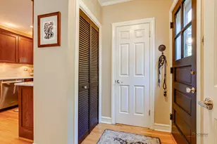 912 Oxford Rd, Deerfield, IL 60015 - Photo 14