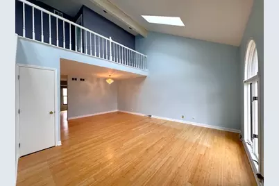 7S362 Marion Way, Naperville, IL 60540 - Photo 2