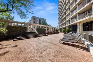 1960 N Lincoln Park W, Chicago, IL 60614 - Photo 20