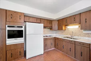 536 Farthing Ln, Des Plaines, IL 60016 - Photo 8