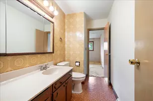 536 Farthing Ln, Des Plaines, IL 60016 - Photo 10