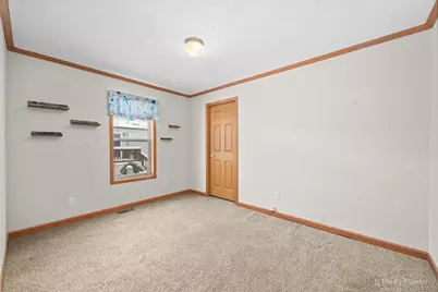 173 Northshore Road, Elgin, IL 60123 - Photo 16