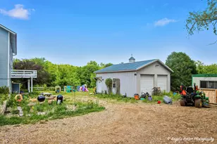 9602 Wright Rd, Harvard, IL 60033 - Photo 32