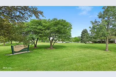 1440 Foxcroft Drive, Aurora, IL 60506 - Photo 18