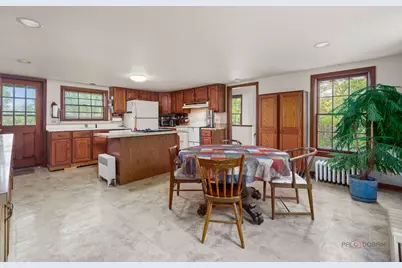 30128 N Saint Marys Road, Libertyville, IL 60048 - Photo 10