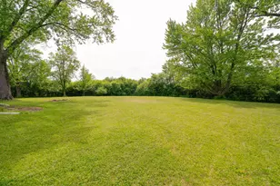 30128 N St Marys Rd, Libertyville, IL 60048 - Photo 4
