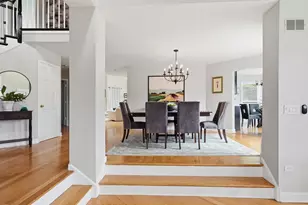 1500 Pine View Ct, Darien, IL 60561 - Photo 8