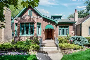 9553 S Hamilton Ave, Chicago, IL 60643 - Photo 1