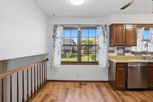 1191 Ivy Ct, Bartlett, IL 60103 - Photo 6