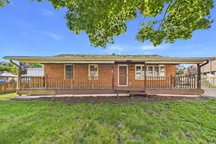 8133 S 85th Ct, Justice, IL 60458 - Photo 1