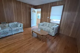 301 Richards St, Oglesby, IL 61348 - Photo 6