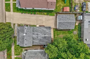 215 De Soto St, Ottawa, IL 61350 - Photo 18