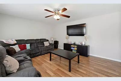 791 Brookline Street, South Elgin, IL 60177 - Photo 12