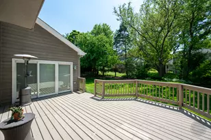 259 Millcreek Ln, Naperville, IL 60540 - Photo 28